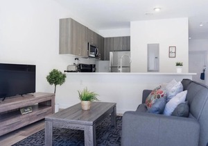 Awesome 3BR Townhouse 15minutes from the Beach
