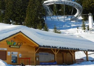 Cozy Studio with Balcony, Near Slopes and Shops, Ski-in/Ski-out Access
