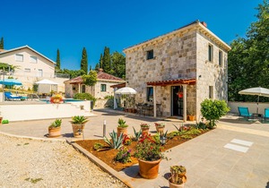 Dubrovnik Chalets - 2 charming stone houses