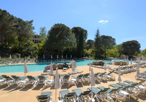 Duplex 3 Rooms 6 Guests with Terrace and Parking in Grospierres
