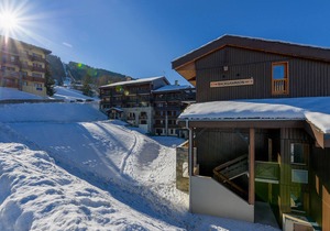 Renovated apartment near slopes with wellness area and parking