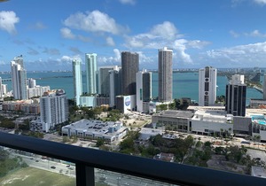 Gorgeous modern Studio in the heart of Miami!