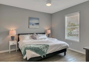 New 3/2 Duplex Minutes From Heart of Tampa -Unit B