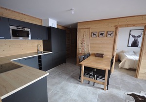 New and warm apartment with panoramic view, direct access to the slopes