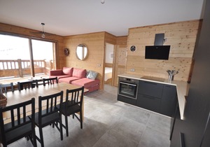 New and warm apartment with panoramic view, direct access to the slopes