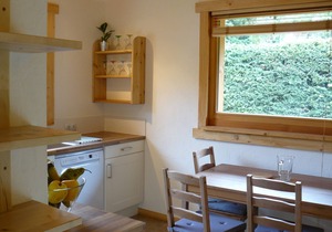 new semi-detached chalet, quiet and comfortable. With 2 bedrooms and 2 bathrooms.