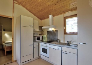 Single-story chalet with terrace, pets allowed