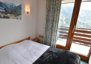 VAUJANYLOCATIONS - Cochette II Apt 15
