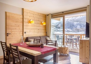 Wifi, 300m from resort center, swimming pool, balcony, tv, ski locker, 41-48m², Tignes