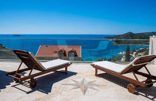Mlini Villa | 220 m² Villa ∙ 6 bedrooms ∙ 14 guests