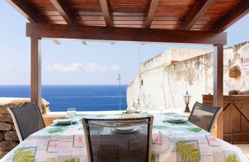 Santa Cruz de Tenerife House | 45 m² House ∙ 1 bedroom ∙ 3 guests