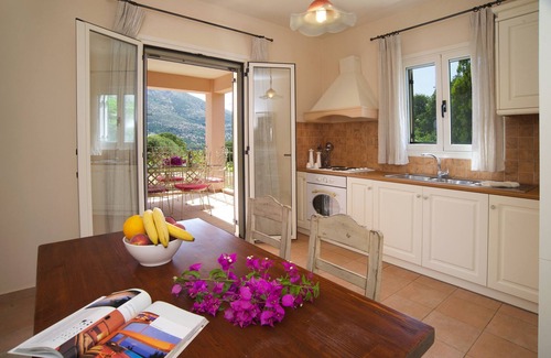 Makriotika Villa | Villa Alkioni, Stamoulis villas at the heart of the island