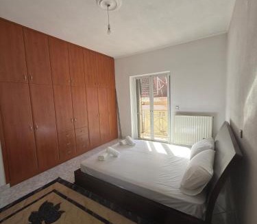 Karditsa Apartment | Άνετη Κατοικία για Απόδραση στη Λίμνη Πλαστήρα