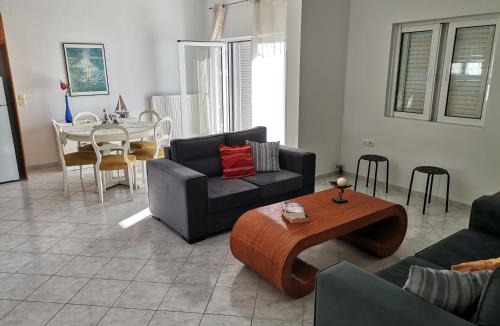 Menidion Apartment | Διαμέρισμα Παραλία Μενιδίου
