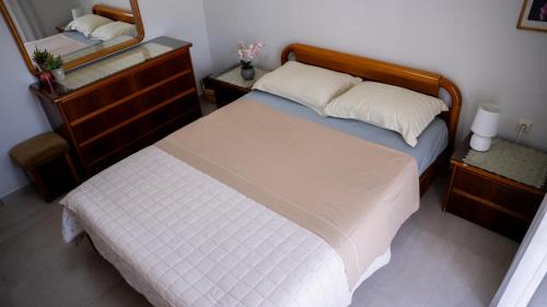 Katochi Apartment | Η Αυλή της Μαρίας