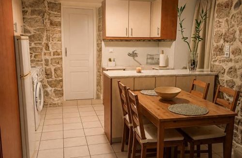 Aitoliko Apartment | Το Πέτρινο