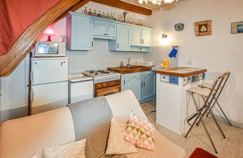 Aurel House | 1 bedroom accommodation in Aurel