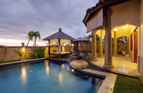 Bukit Villa | 1 BR Romantic Private Pool Villa in Ungasan Near GWK Cultural Park