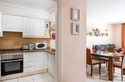 Chayofa Apartment | 10E Country Club Accommodation. POOL!