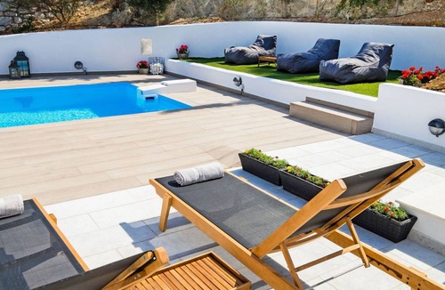 Paros Villa | 120 m² Villa ∙ 2 bedrooms ∙ 8 guests