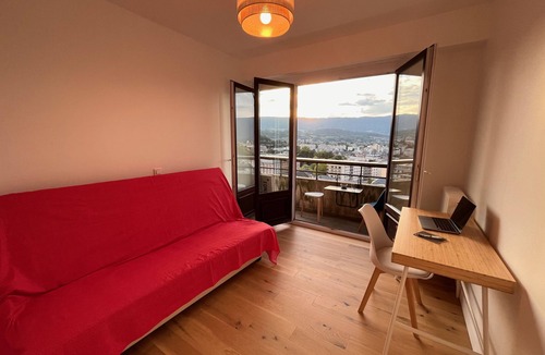 Chambery Apartment | 12th floor newly renovated modern apartment