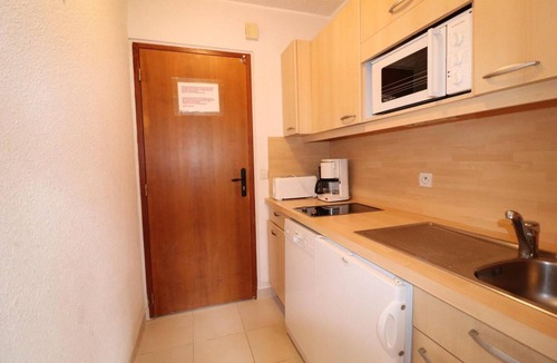 Meribel-Mottaret Apartment | 150m from resort center, 1st floor, balcony, 27m², Méribel-Mottaret