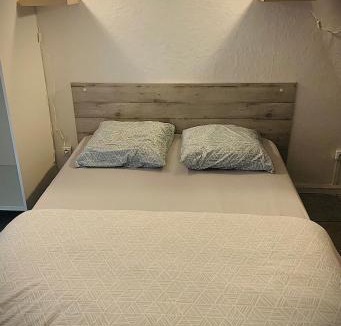 Bron Apartment | 15D Vinatier Grange Blanche Bron Essarts