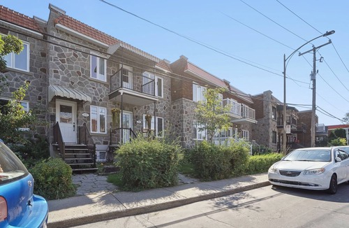 Verdun Apartment | #174 Stylish & Spacious Montreal Apt