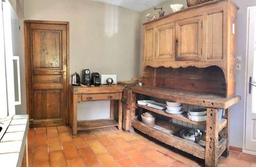 Le Tholonet Villa | 18th century bastide 6 minutes from Aix en Provence.