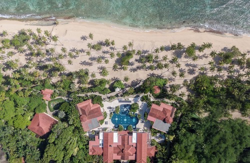 Cabrera Villa | 19 Suites Tropical Beachfront Luxury Villa