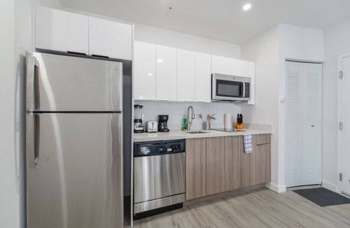 Wynwood Art District Apartment | 1BR Condo wRooftop Pool at Wynwood