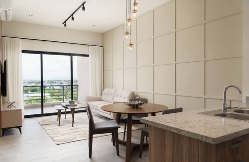 Santo Domingo Oeste Condo | 1BR*King|Plaza Paseo 27+Rooftop| Yellowkey