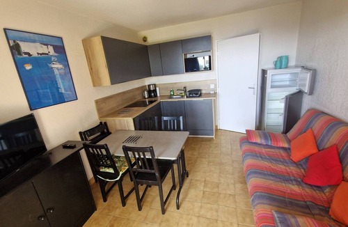 Rayol-Canadel-sur-Mer Apartment | 1BR with pool, parking, terrace, sea view in Rayol-Canadel-sur-Mer