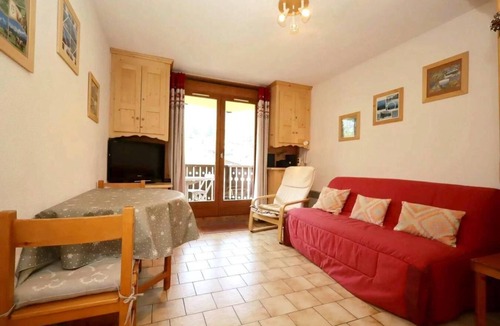 Les Houches Apartment | 1st floor, balcony, parking, tv, ski locker, 27m², Les Houches