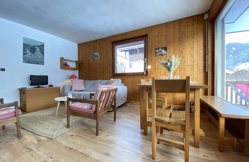 Praz-sur-Arly Apartment | 1st floor, view open, tv, ski locker, 41m², Praz sur Arly