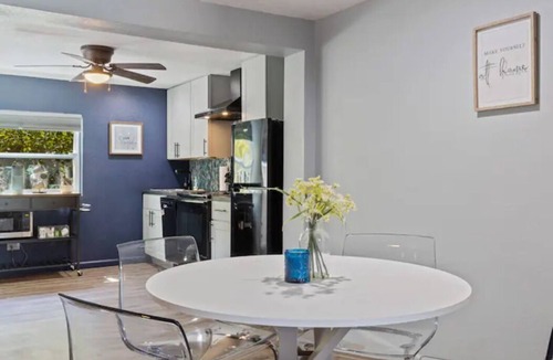 Lakeland House | 2/1 Spanish Cottage w/Pool + Pet Friendly