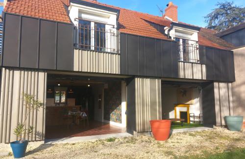 Verneuil-sur-Igneraie Apartment | 2 Appartements - Proche, Nohant-Vic 6 min - La Châtre 11 min -Max 6 Pers-