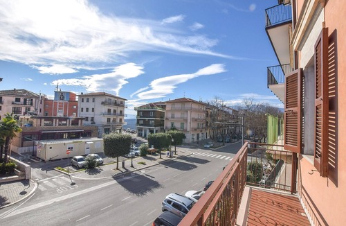 Orsogna House | 2 bedroom nice home in Orsogna