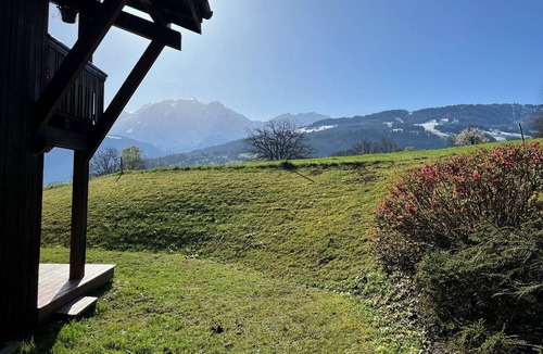 Combloux Apartment | 2 rooms with terrace view on Mt Blanc