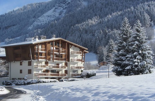 Praz-sur-Arly Apartment | 2 VARAOC - 2 rooms near ski slopes