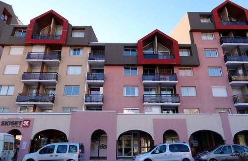 Briancon Apartment | 200m from resort center, 4th floor, balcony, tv, ski locker, 28m², Serre Chevalier