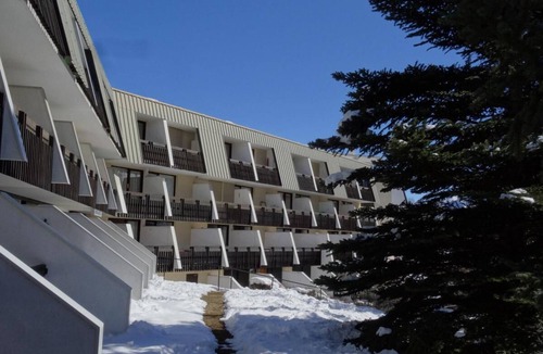 Chantemerle Apartment | 200m from resort center, terrace, tv, ski locker, 26m², Serre Chevalier