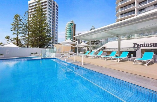 Surfers Paradise Apartment | 20F Peninsula 20th Floor Ocean Views