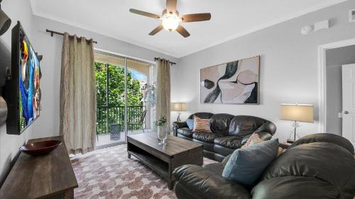 Windsor Hills House | 2788 Almaton #301