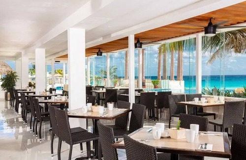 Punta Cancun Condo | 2BR Sleeps 6 - 3 Bath - Krystal Vacation Club Cancun - Optional All-Inclusive