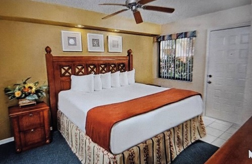 Crestwynd Bay Resort | 2BR Villa, Beautiful heated pool & Jacuzzi! Just minutes from all attractions.