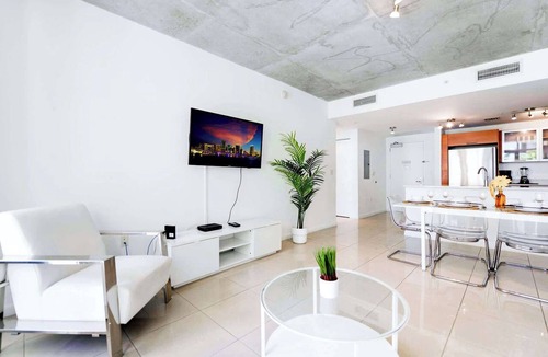 Midtown Condo | 2BR Walk Wynwood · 15min FIFA Fan Festival