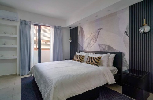 Viejo Arroyo Hondo Apartment | 2Brthecitycenterdtown Poolgym Nearcecilip