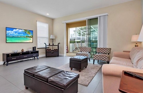Silver Creek House | 3 bed Modern Town Home Close to Disney 1447RC