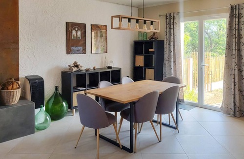 Besse-sur-Issole House | 3 bedroom amazing home in Besse sur Issole